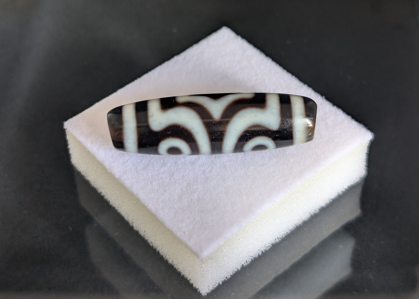 Antique Three-Eye Dzi Bead