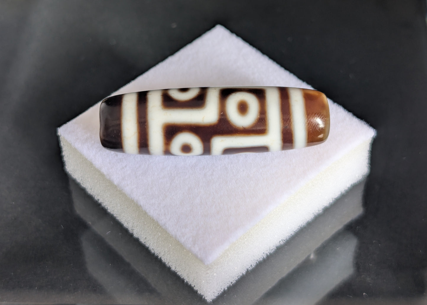 Antique Six-Eye Dzi Bead