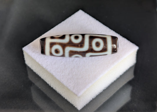 Antique Nine-Eye Dzi