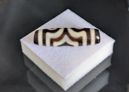 Antique Three-Eye Dzi Bead