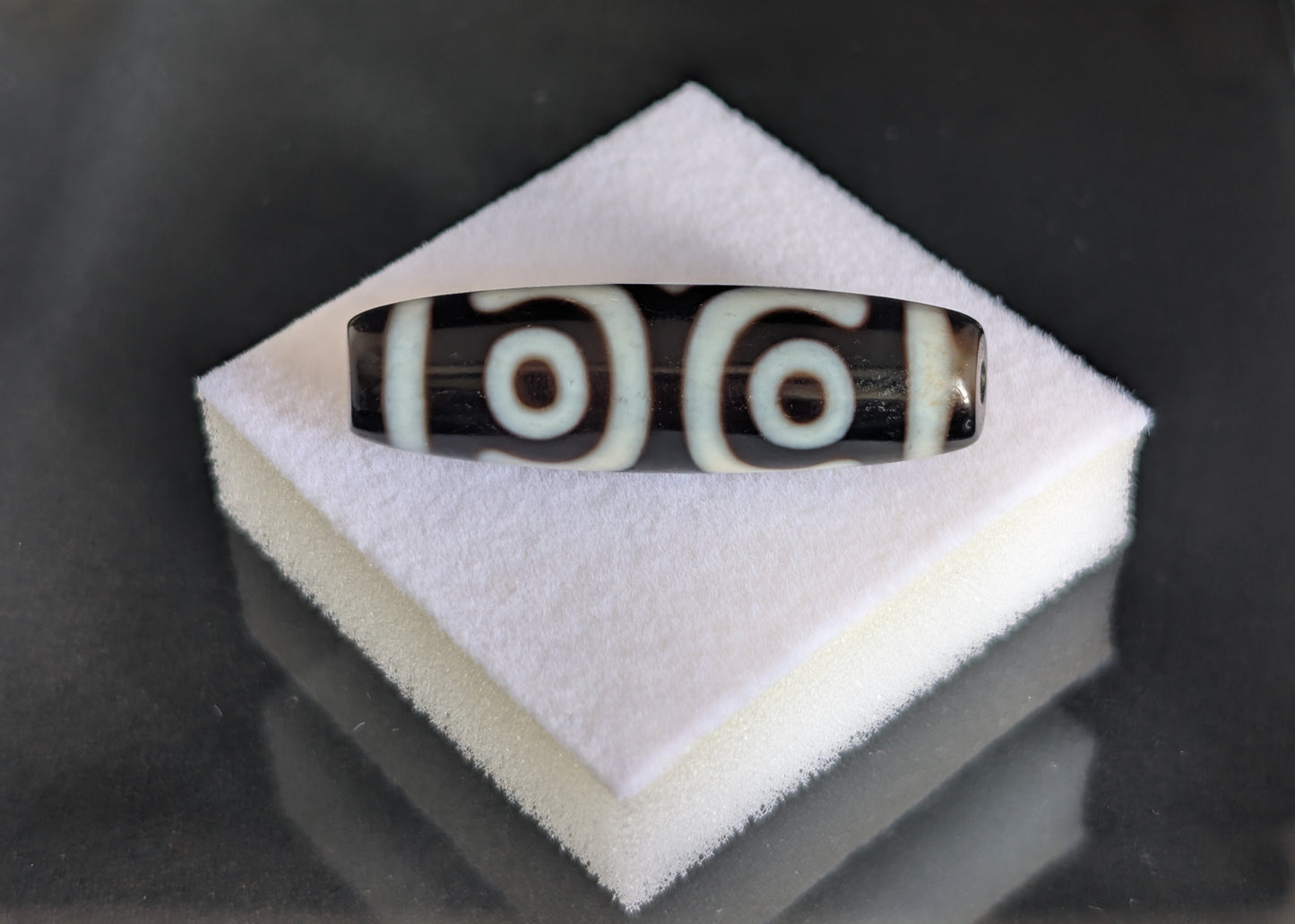 Antique Three-Eye Dzi Bead