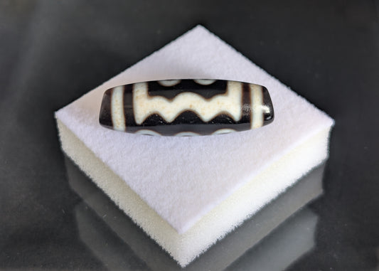 Antique Five-Eye Dzi Bead