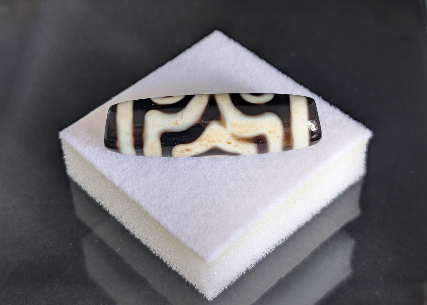 Antique Three-Eye Dzi Bead