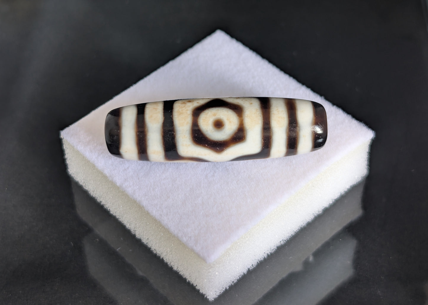 Antique Three-Eye Dzi Bead