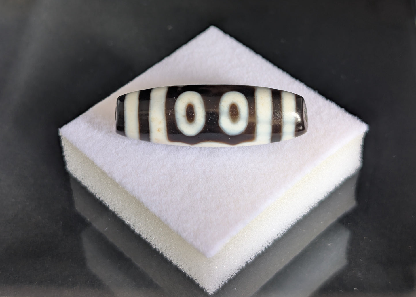 Antique Five-Eye Dzi Bead