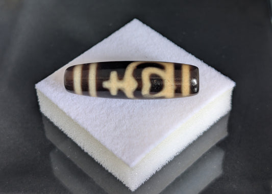 Ancient Treasure Vase Dzi