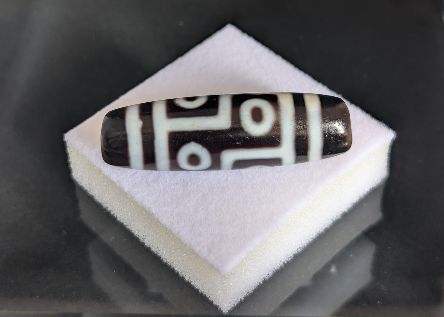 Antique Six-Eye Dzi Bead