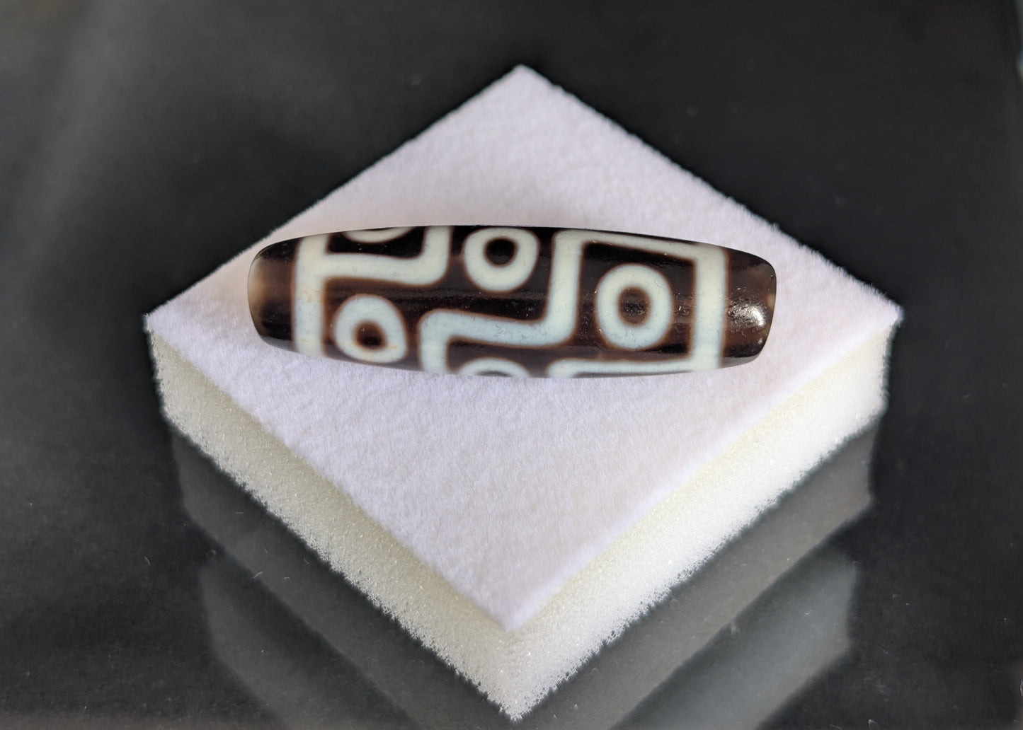 Antique Nine-Eye Dzi