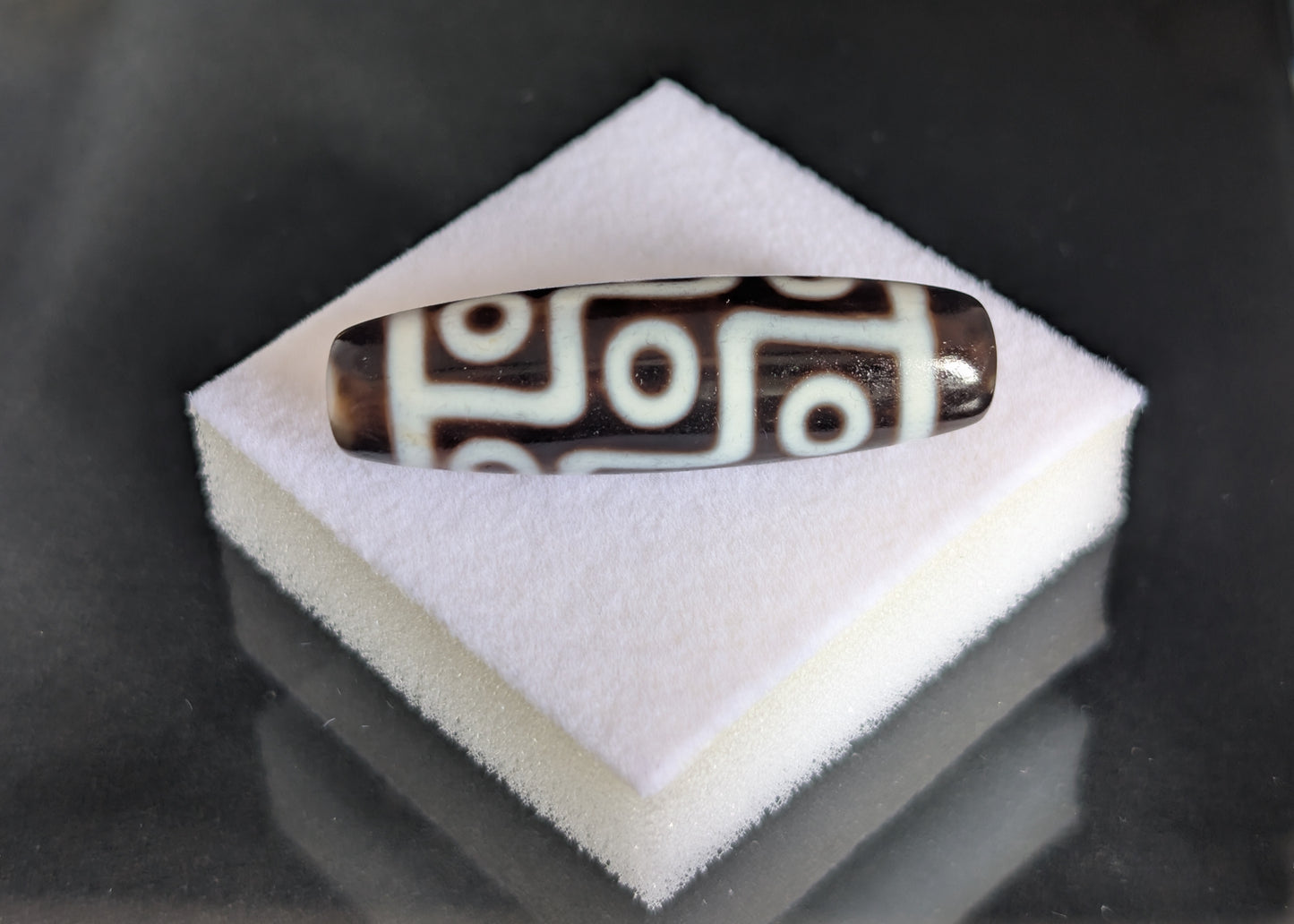 Antique Nine-Eye Dzi