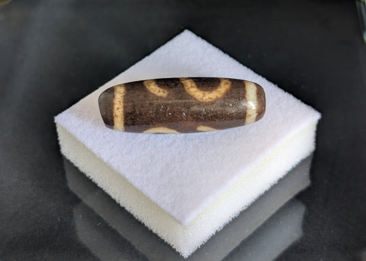 Johkang Money Hook Dzi Bead