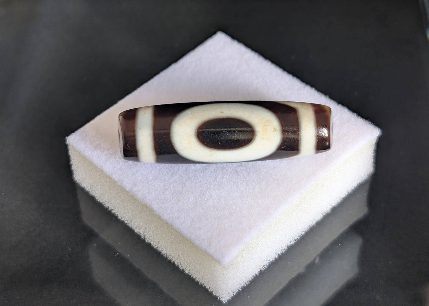 Antique One-Eye Mountain Peak Dzi Bead